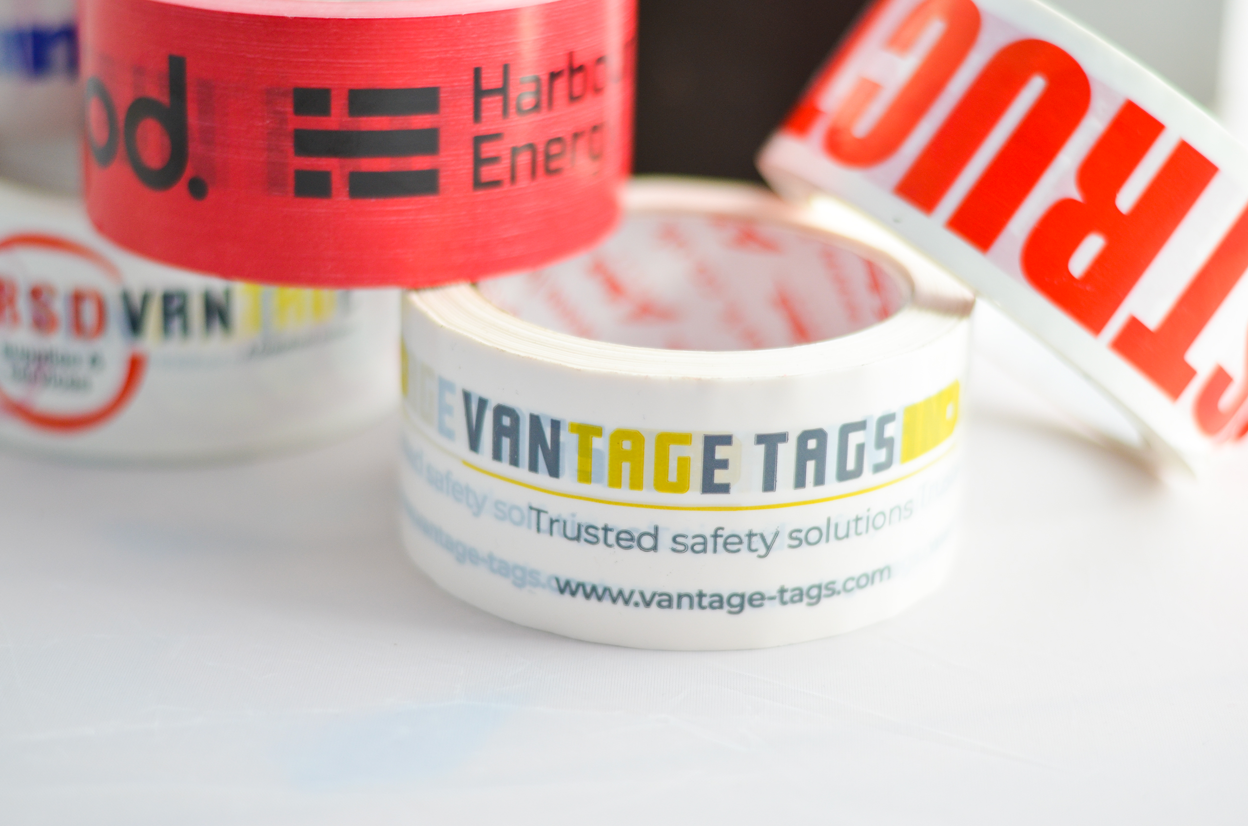 Custom printed heavy duty packaging tape with company logo
